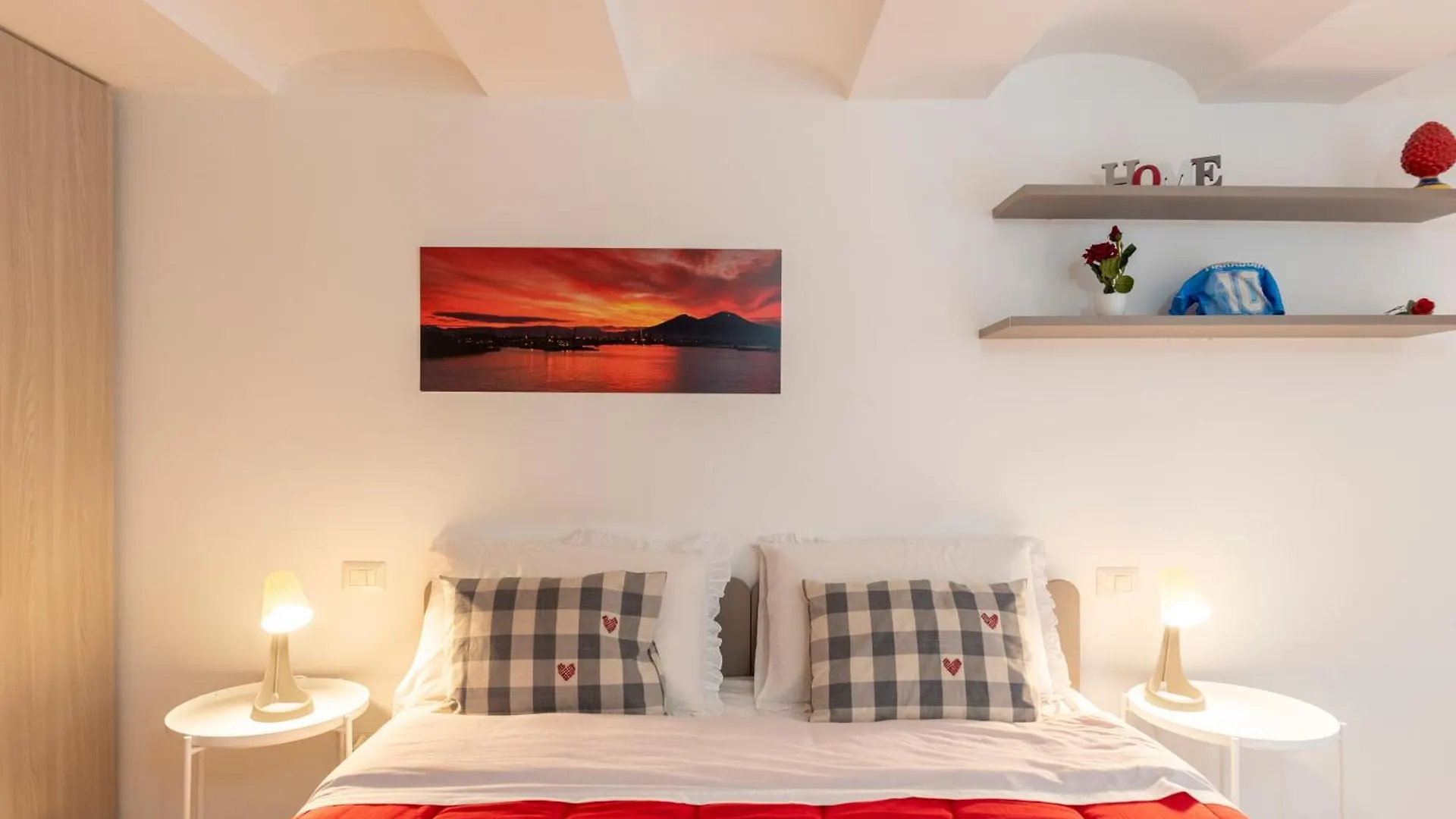 Napoli Centro, Dm Suites