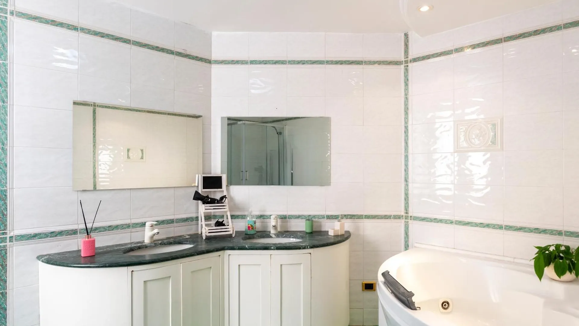 Napoli Centro, Dm Suites Guest house