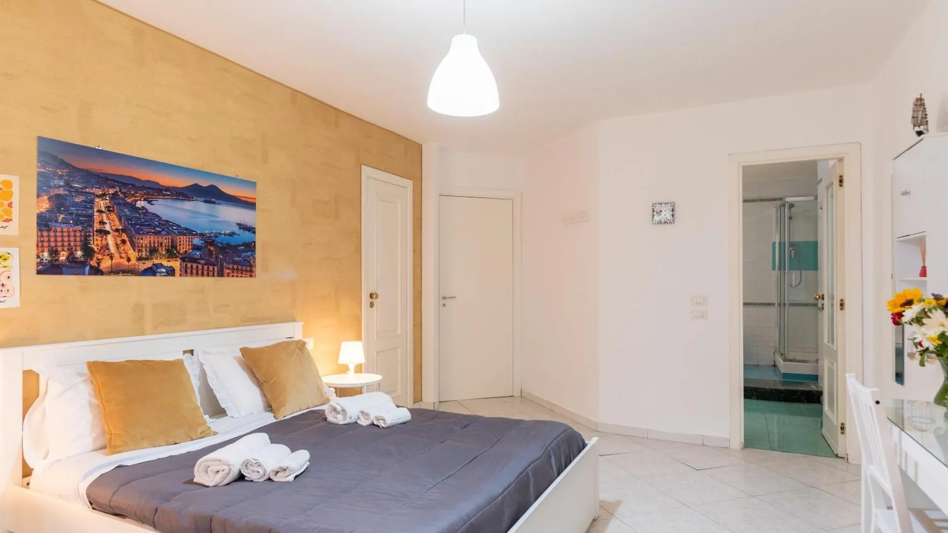 Guest house Napoli Centro, Dm Suites
