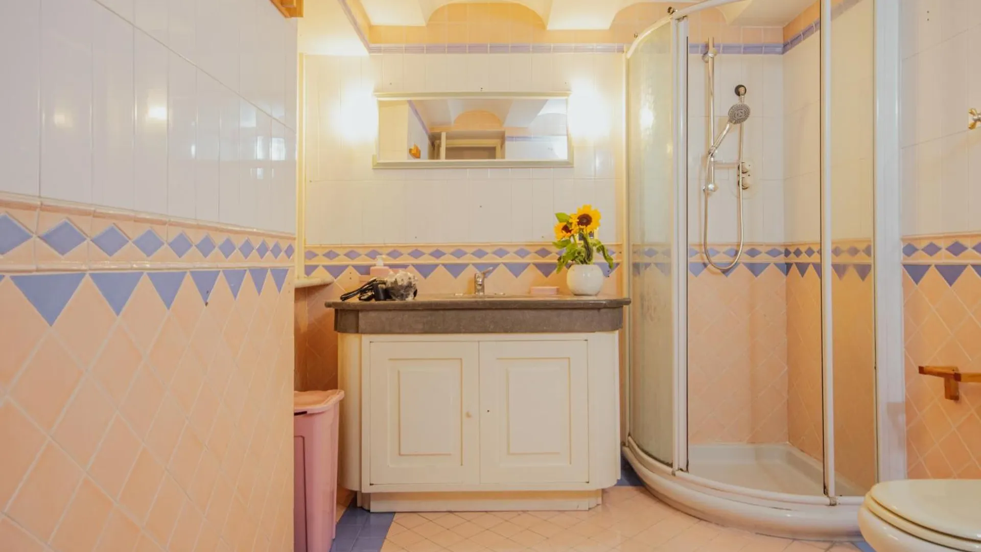 Napoli Centro, Dm Suites 0*, Naples