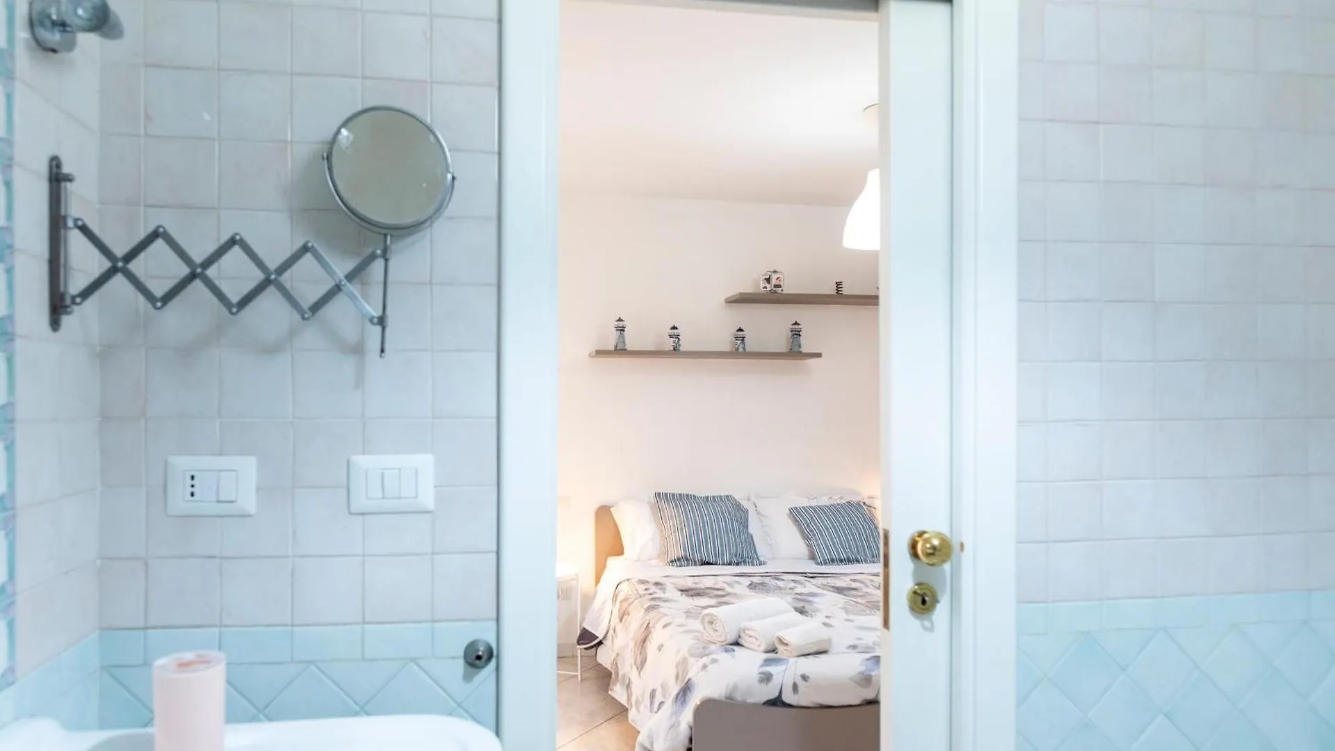 Guest house Napoli Centro, Dm Suites Italy