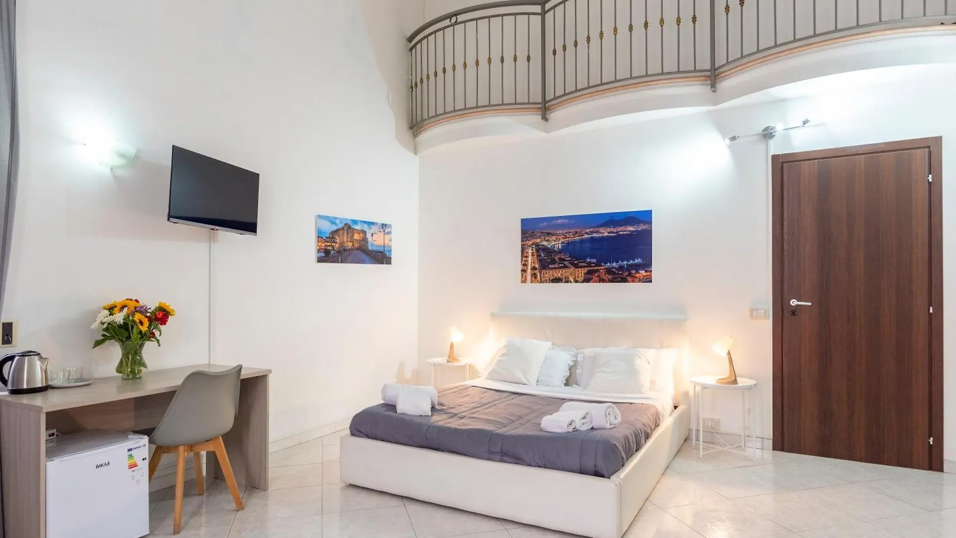 Napoli Centro, Dm Suites Italy